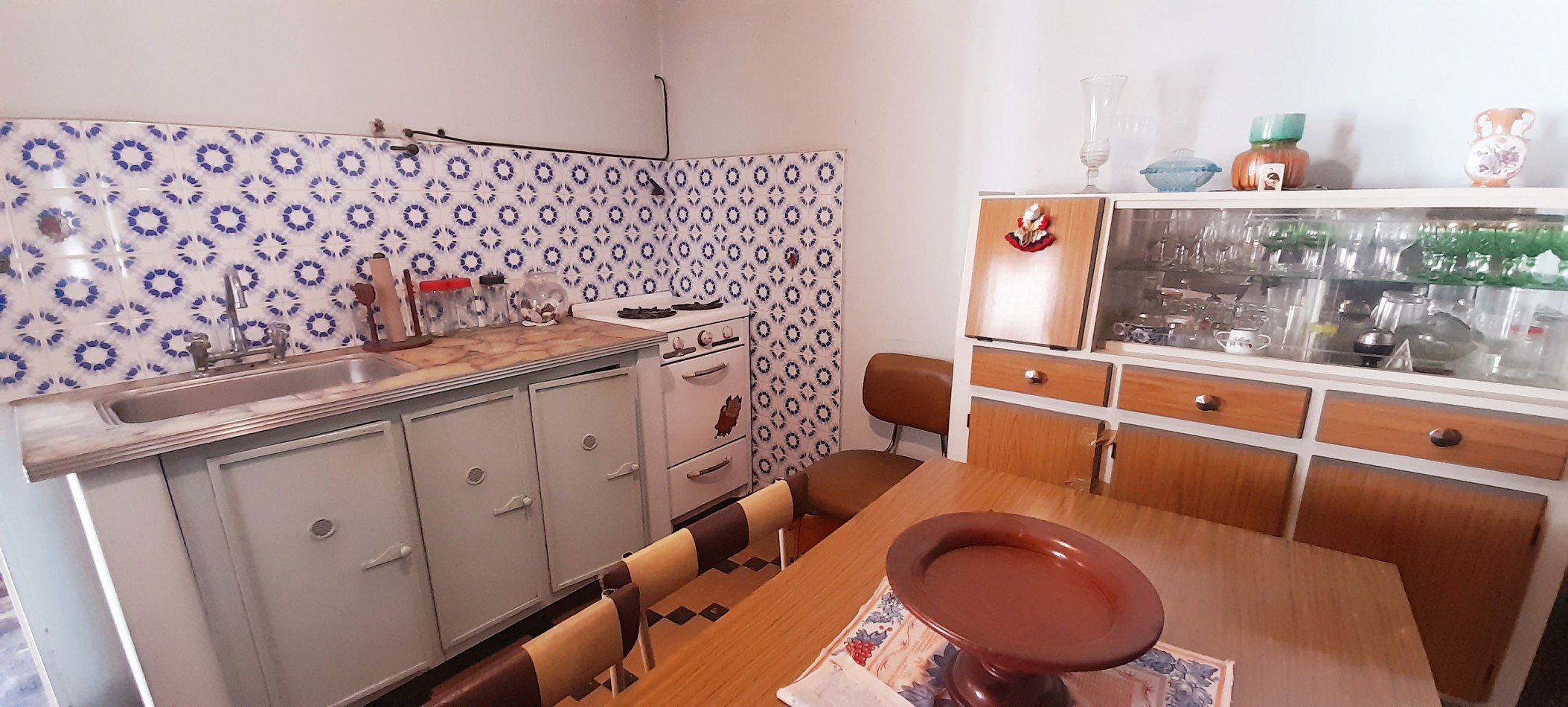 VENTA CASA 5 AMBIENTES CON COCHERA - POSIBILIDAD DE FINANCIAR