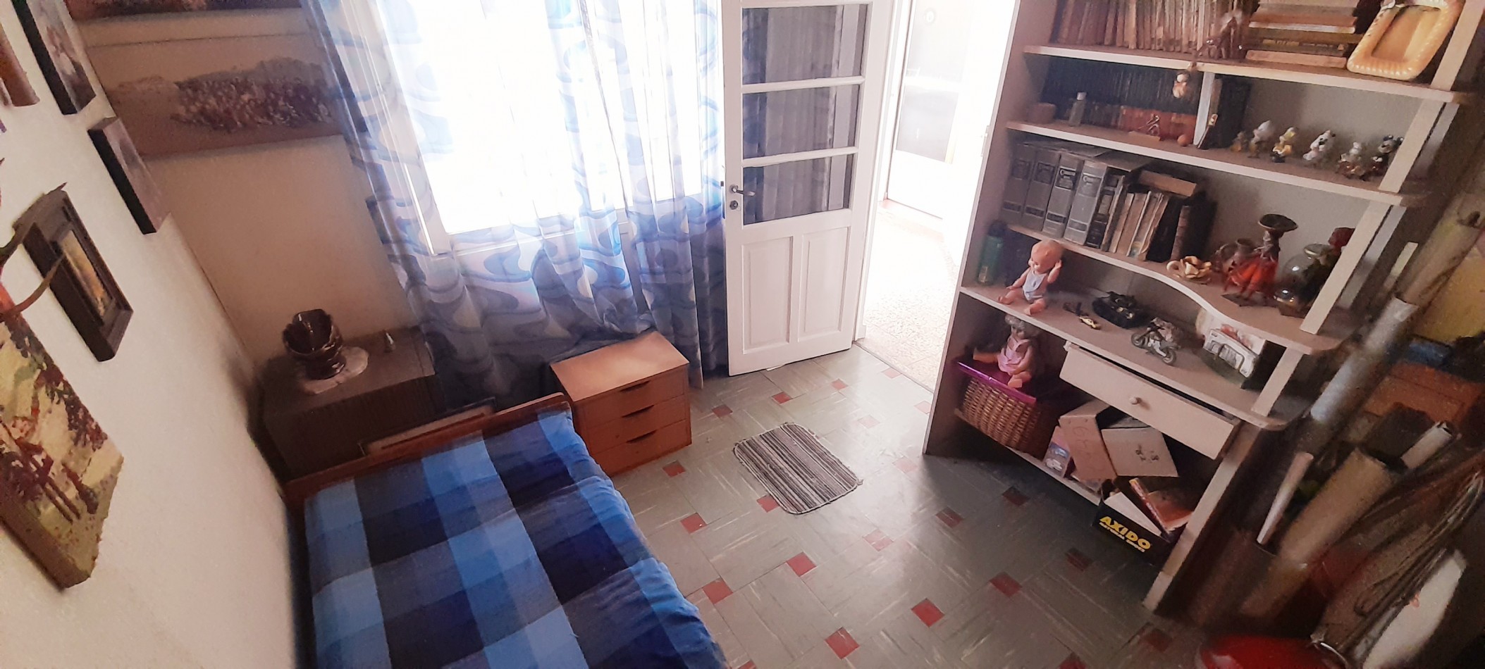 VENTA CASA 5 AMBIENTES CON COCHERA - POSIBILIDAD DE FINANCIAR