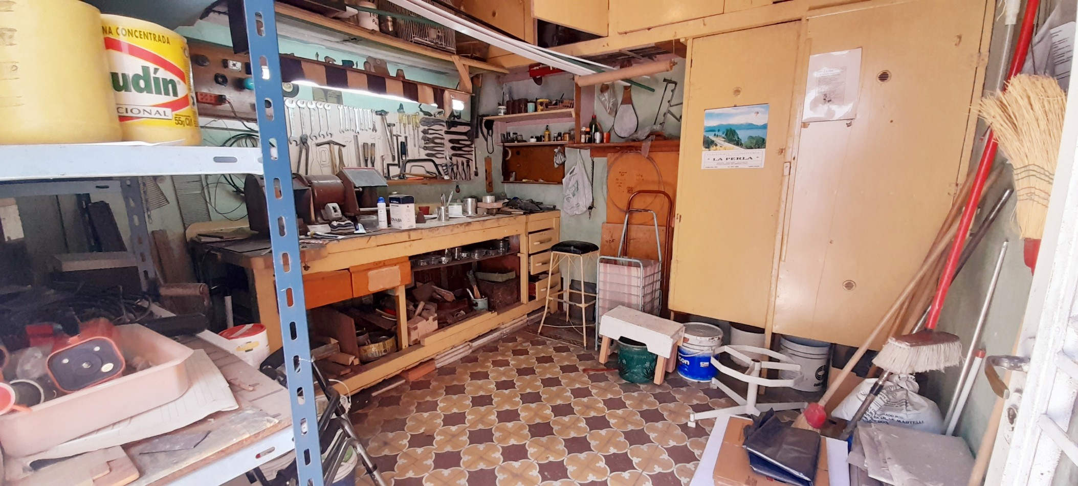 VENTA CASA 5 AMBIENTES CON COCHERA - POSIBILIDAD DE FINANCIAR