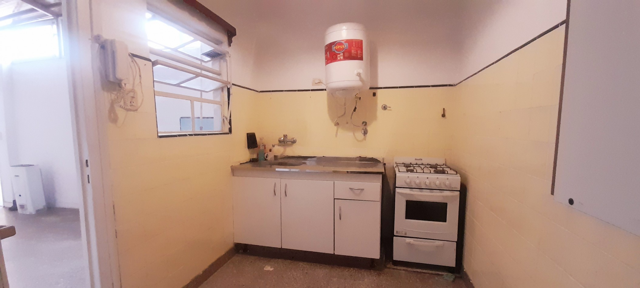 ALQUILA PH 3 AMBIENTES