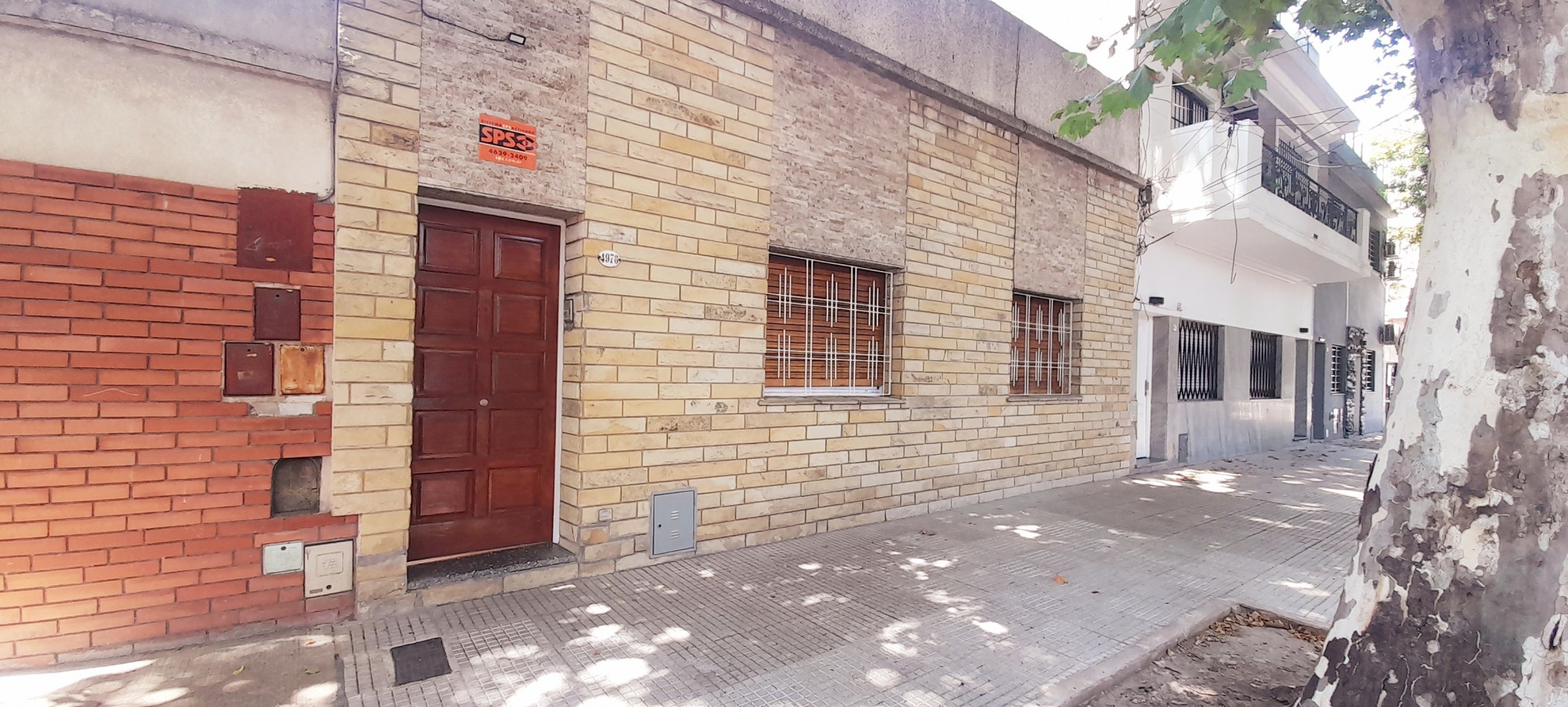 ALQUILA PH 3 AMBIENTES