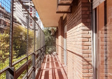 Alquila departamento 4 ambientes c/ Cochera